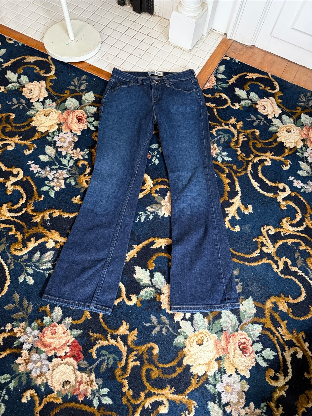 Signature by Levi Strauss mid rise bootcut- worn about 3x- excellent condition